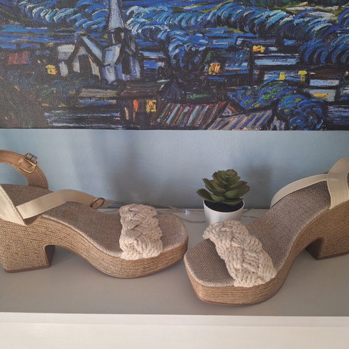 Beige platform sandals new, summer style