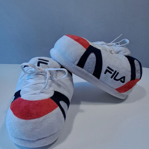 Fila slippers used no 40/41 white athletic style