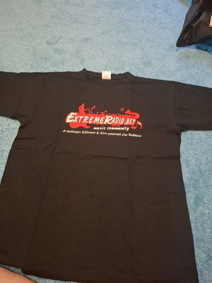 B&C T-shirts size S like new, black