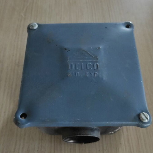 Delco Black Steel Junction Box Φ16 With 3 Outputs Like New