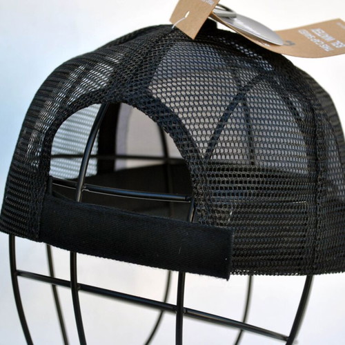 Jack Daniel’s black trucker hat like new, one size