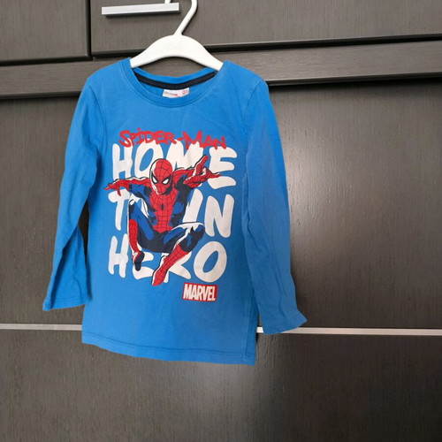 Spiderman No 5 shirt like new, blue, for 5-year-old boy