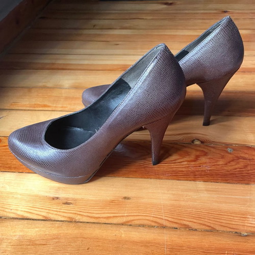 Pargiana pumps used, brown, size 36