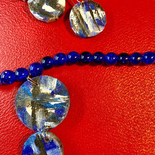 Necklace set with earrings new, handmade with glass stones 55 cm