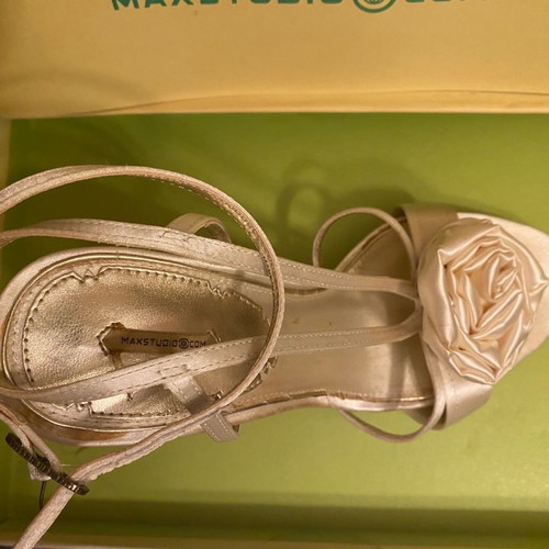 Maxstudio bridal platform heels size 37, new, beige-cream