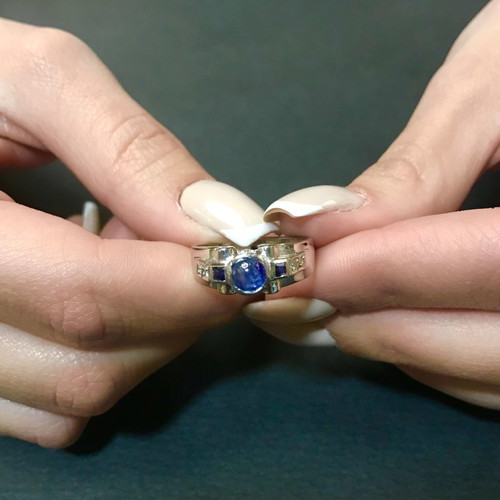 18k ring with sapphires and brilliants new