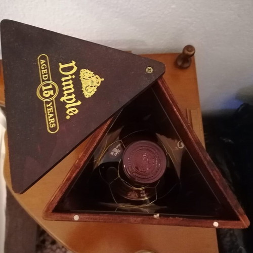 DIMPLE WHISKY 15 Years OLD SEALED in Wooden Box (21 Years in My Possession, 36 Years Old Today)