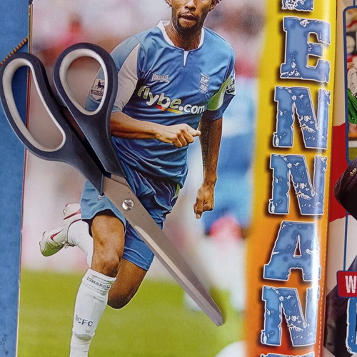 Match Football Magazine Issue 4-10/10/2005 like new with Chelsea Essien poster