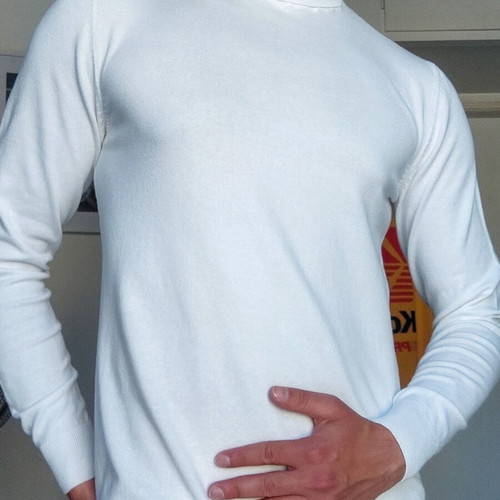 Terranova White Turtleneck Sweater like new, slim fit, size M