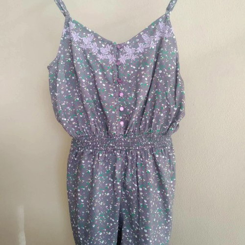 Floral short jumpsuit like new, multicolored, Attrattivo, size M