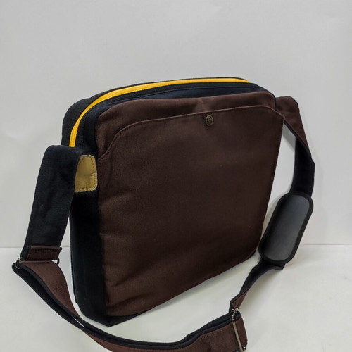 70SUP Retro Crossbody Laptop Bag new