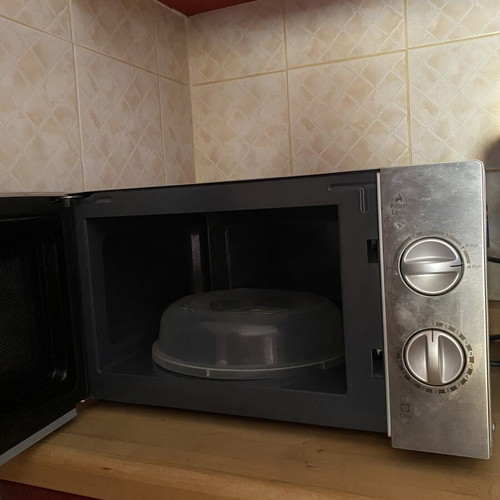 Rohnson microwave oven