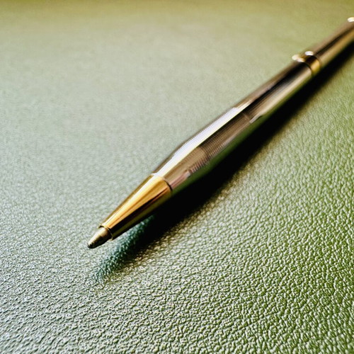 Zippo metal pen silver with gold details