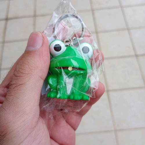 Frog keychain with light and sound new, green