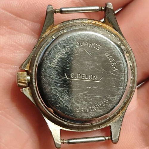 Wristwatch used Quartz