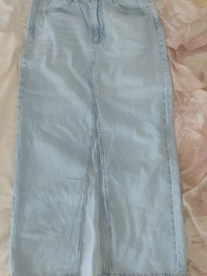 Denim midi skirt Mohito like new, light blue with front slit