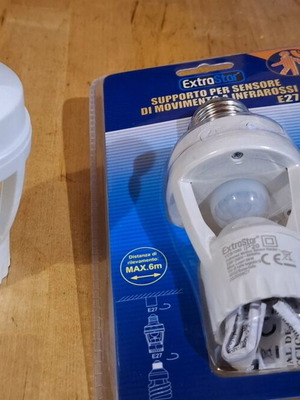 Extension socket with motion sensor E27, new, set of 2