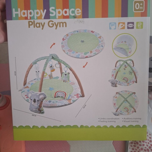 Baby Gym like new with clean fabrics and original packaging