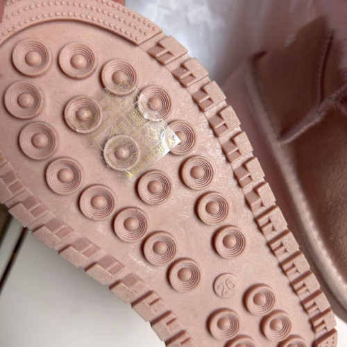 Monnalisa snow boots size 26, pink