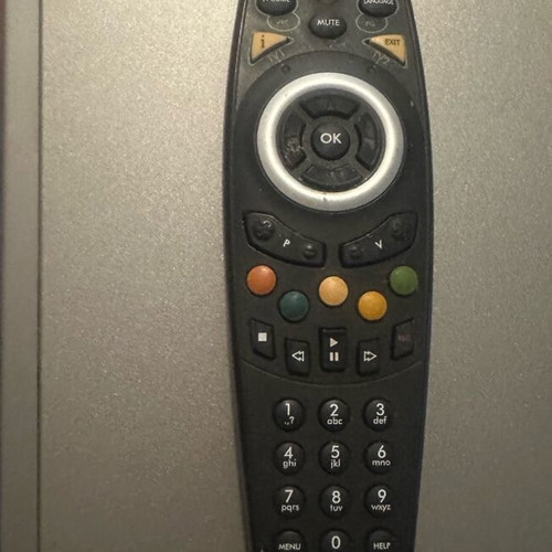 Nova Panasat IRD 1110 decoder used with remote control