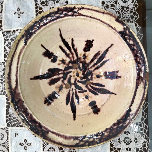 Tsanakkale bowl 19th century used, 27 cm diameter