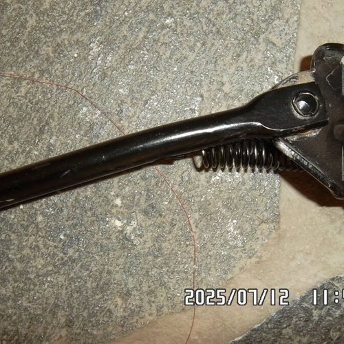 Scooter stand like new, small size 10 centimeters