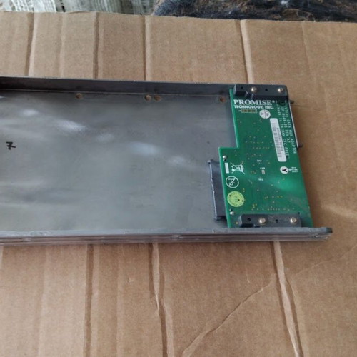 Promise Technology VTrak SATA/SAS MUX Adapter GP 0548-03 REV:A2 like new