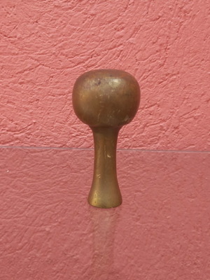 Brass finial used, with thread, 6 cm height