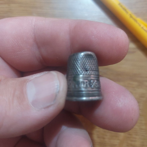 Silver thimbles used, pack