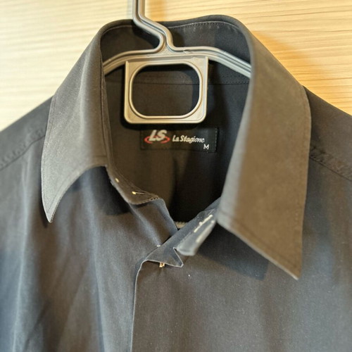 Men's short-sleeve shirt black like new, size M
