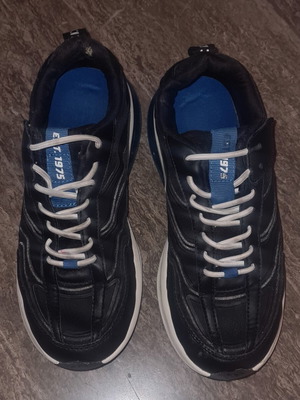 Zara athletic shoes size 37 like new, black