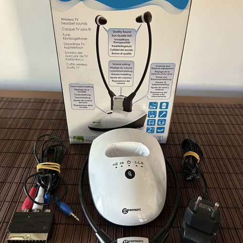 Geemarc CL7350 wireless TV headset for hearing impaired