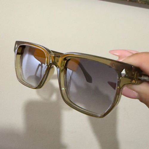 Red Raven Dante Unisex Sunglasses New, Beige