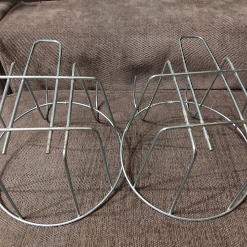 Metal plant pot holders set of 2 used