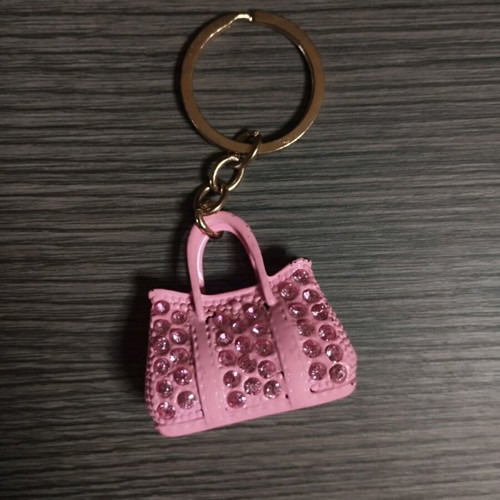 Keychain set like new, pack of 6, multicolored
