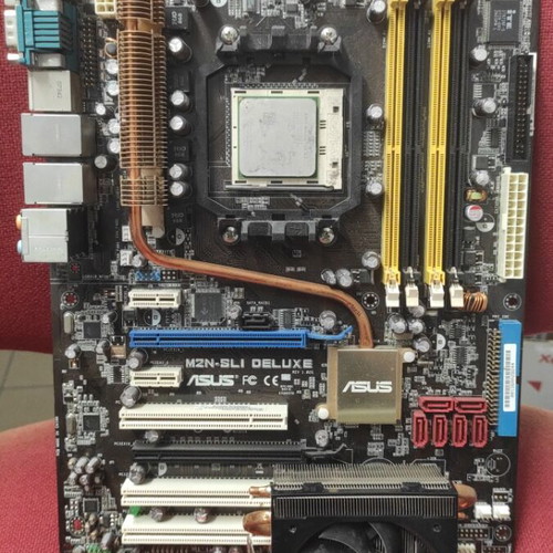 Asus M2N-SLI Deluxe motherboard with AMD Athlon 64 X2 CPU and cooler