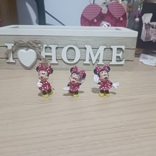 Minnie Mouse collectible figures used