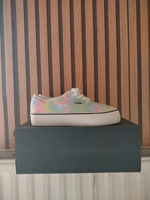 D.Franklin sneakers multicolor canvas like new, size 39