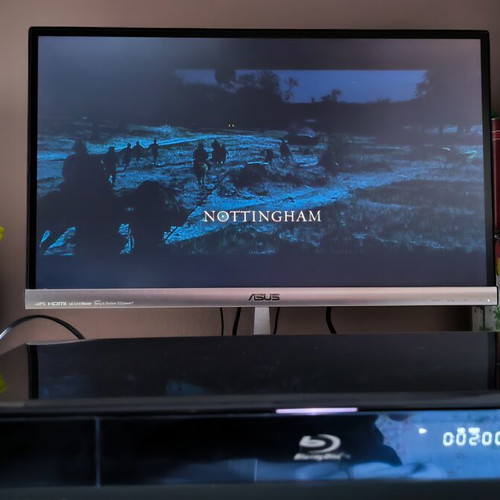 Sony BDP-S550 Blu-ray Disc Player like new, fully functional