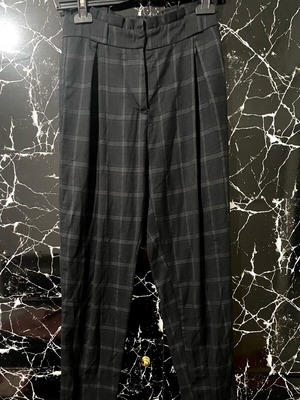 Pink Woman black checkered pants like new, size XS
