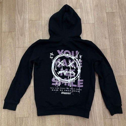 District hoodie for boys 10-12 years black like new