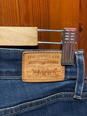 Levi’s jeans slim fit, like new, size S
