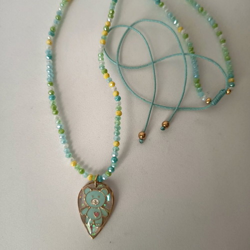 Children's teddy bear necklace with crystals, turquoise and gold colors