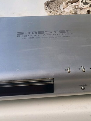 Sony digital amplifier DAV-S888 used, main unit only