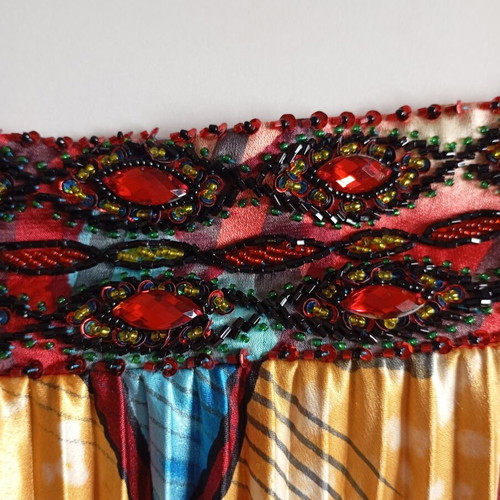 Vintage pleated skirt with embroidered beads size L used, colorful