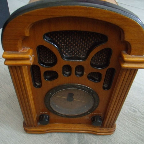 Antique Radio VMR-5011 EDUTEC used