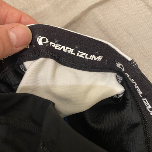 Perlo Zuni cycling shorts with padding, like new, XS