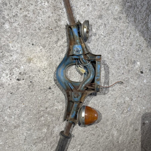 Honda C50 / C70 metal handlebar frame, round headlight 6V