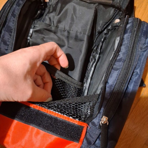 Men's toiletry bag like new, blue and red