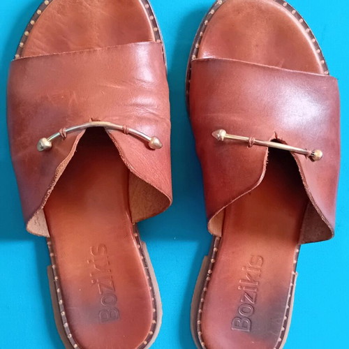 Brown leather Bozikis sandals size 37 slippers